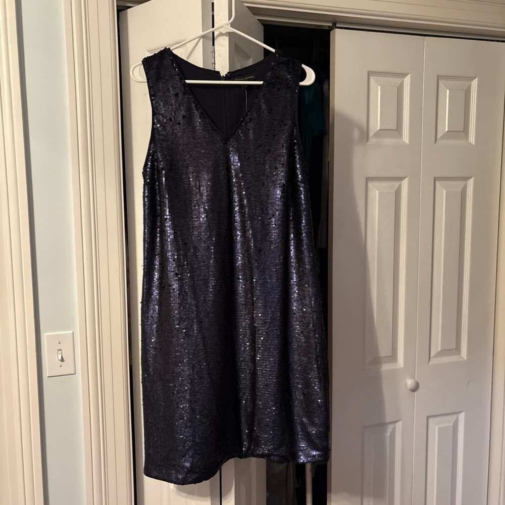 Banana Republic Blue Sheath Mini Dress Sleeveless V-Neck